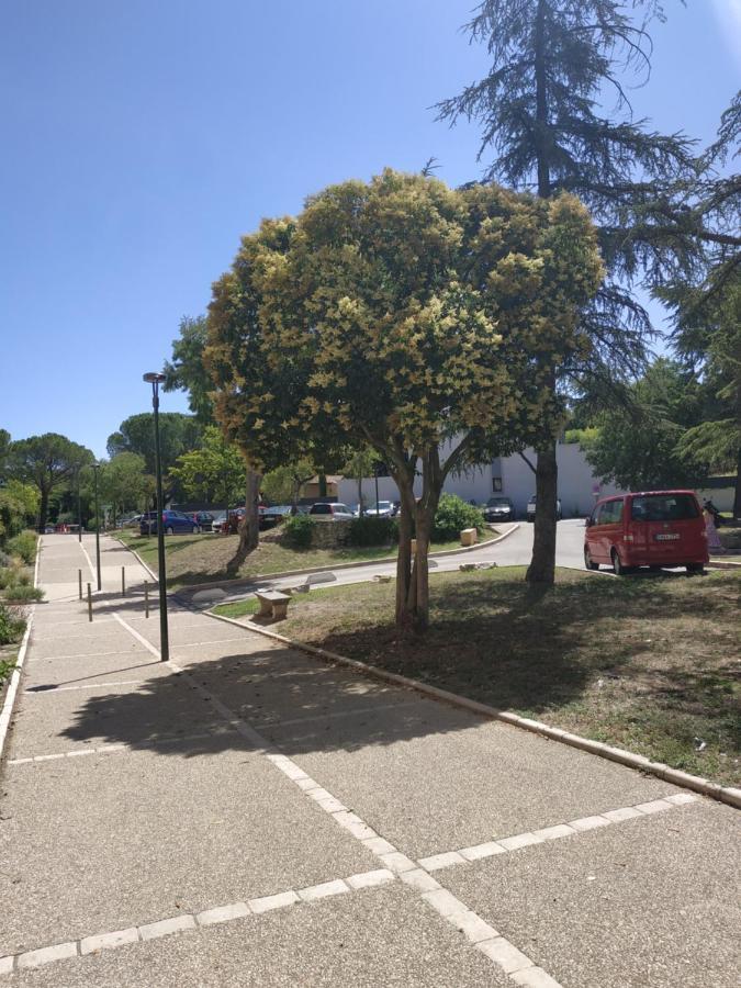 Sejour Evasion A Uzes Apartment ภายนอก รูปภาพ